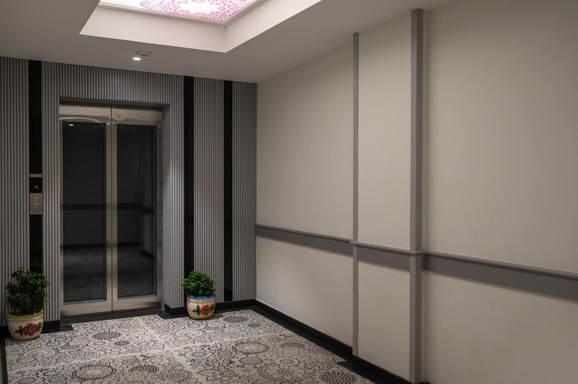 Zibe Luxe Kakinada By Grt Hotels Eksteriør billede