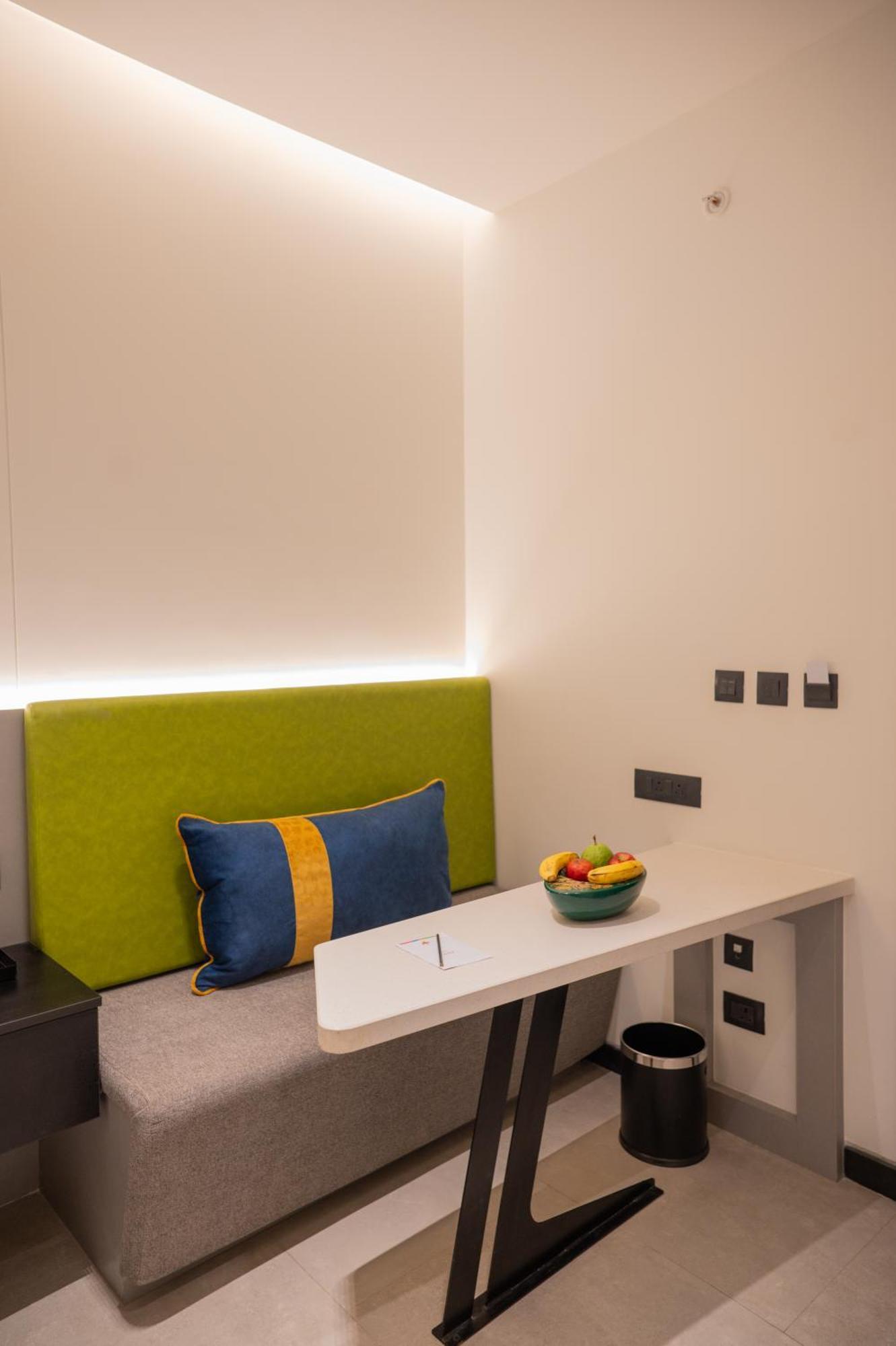 Zibe Luxe Kakinada By Grt Hotels Eksteriør billede