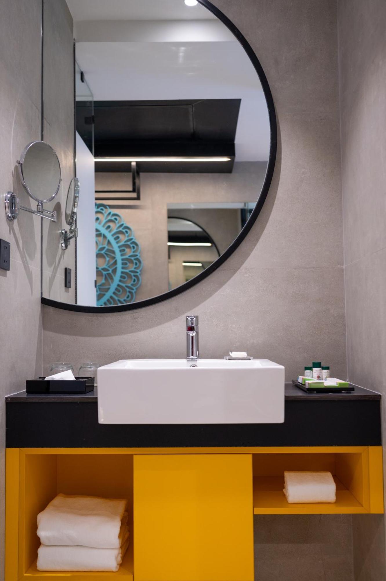 Zibe Luxe Kakinada By Grt Hotels Eksteriør billede