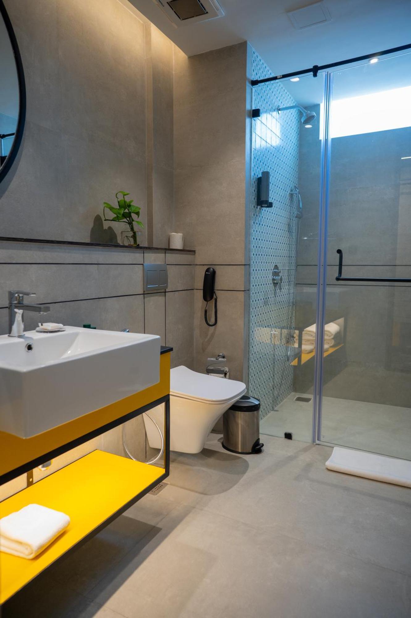 Zibe Luxe Kakinada By Grt Hotels Eksteriør billede