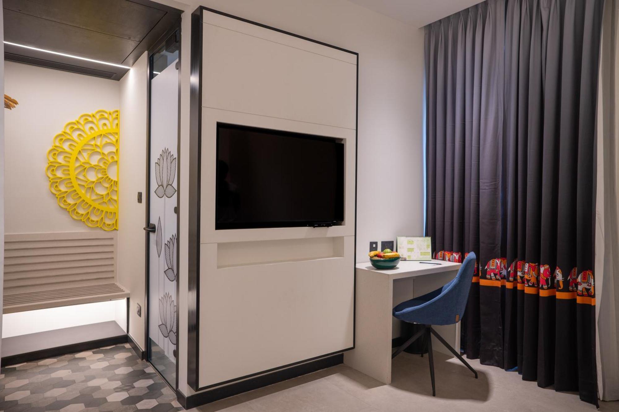 Zibe Luxe Kakinada By Grt Hotels Eksteriør billede